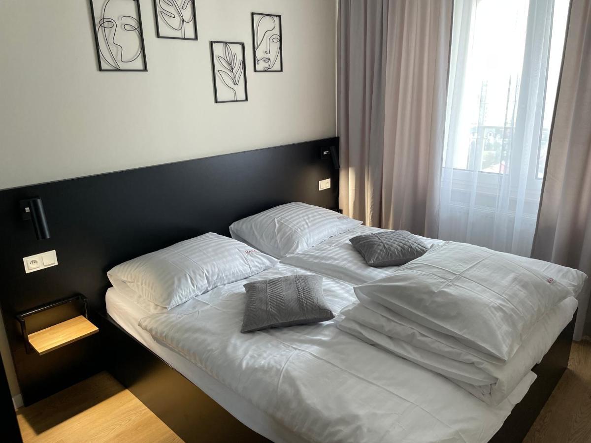 Apartamenty Magia Z Bezplatnym Parkingiem I Klimatyzacja Rzeszow Dış mekan fotoğraf
