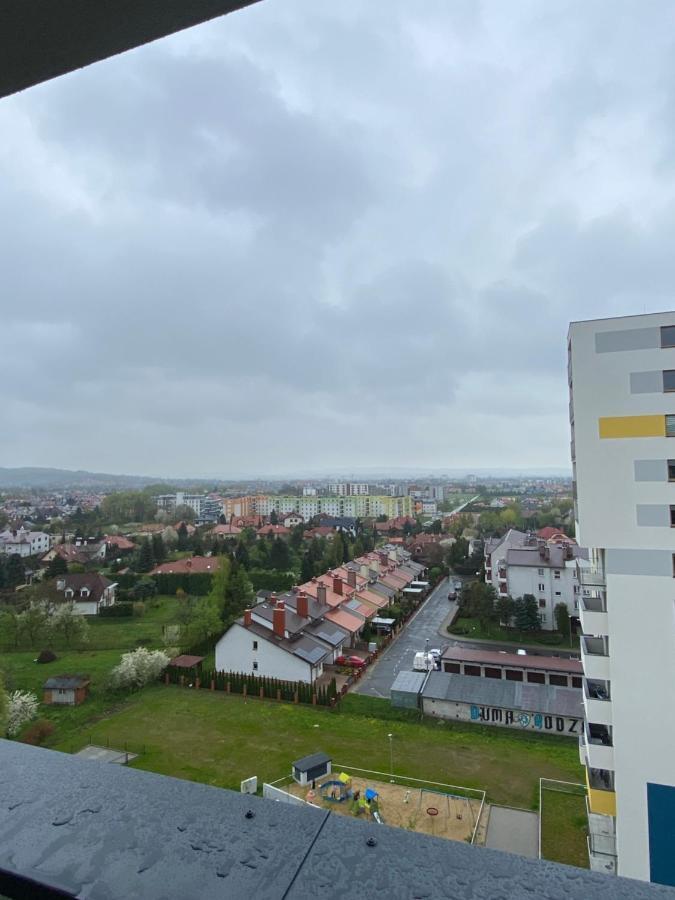 Apartamenty Magia Z Bezplatnym Parkingiem I Klimatyzacja Rzeszow Dış mekan fotoğraf